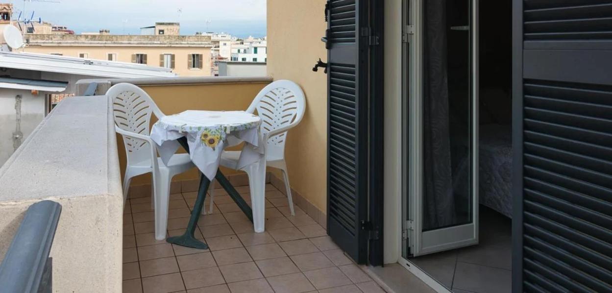La Casa Degli Artisti 1 Hotel Nettuno Exterior foto