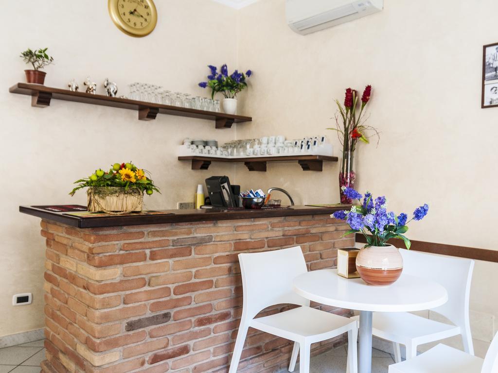 La Casa Degli Artisti 1 Hotel Nettuno Exterior foto